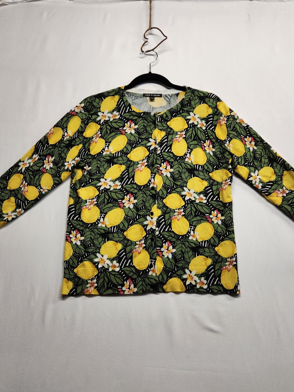 ⭐️Cable & Gauge Lemon Print Cardigan Sweater L Large Fruit Knit Button Up SM3351
